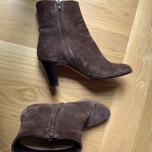 Christian Louboutin brown suede booties 39